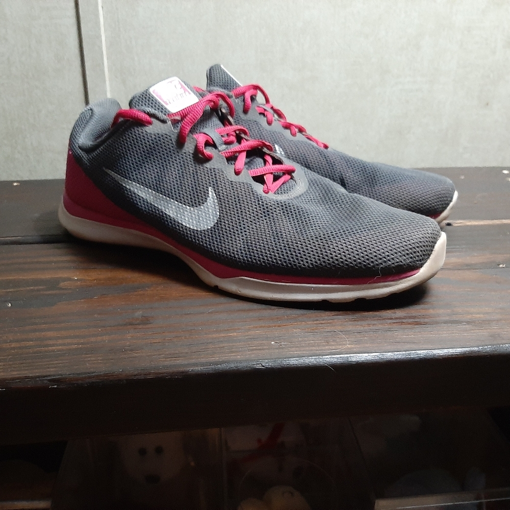 Women's nikes